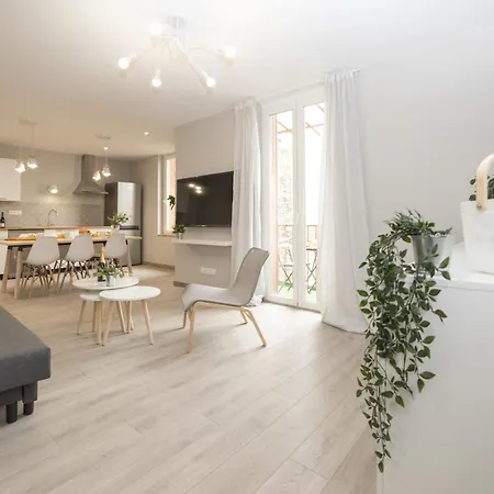 Duplex Republique Апартаменты *