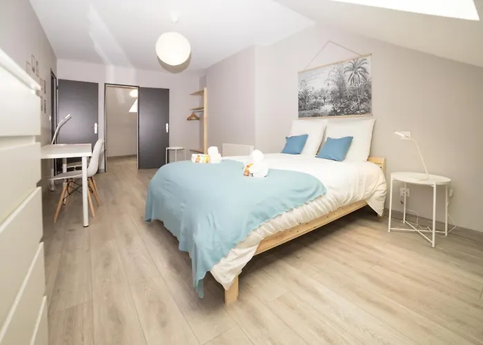 Duplex Republique Apartment